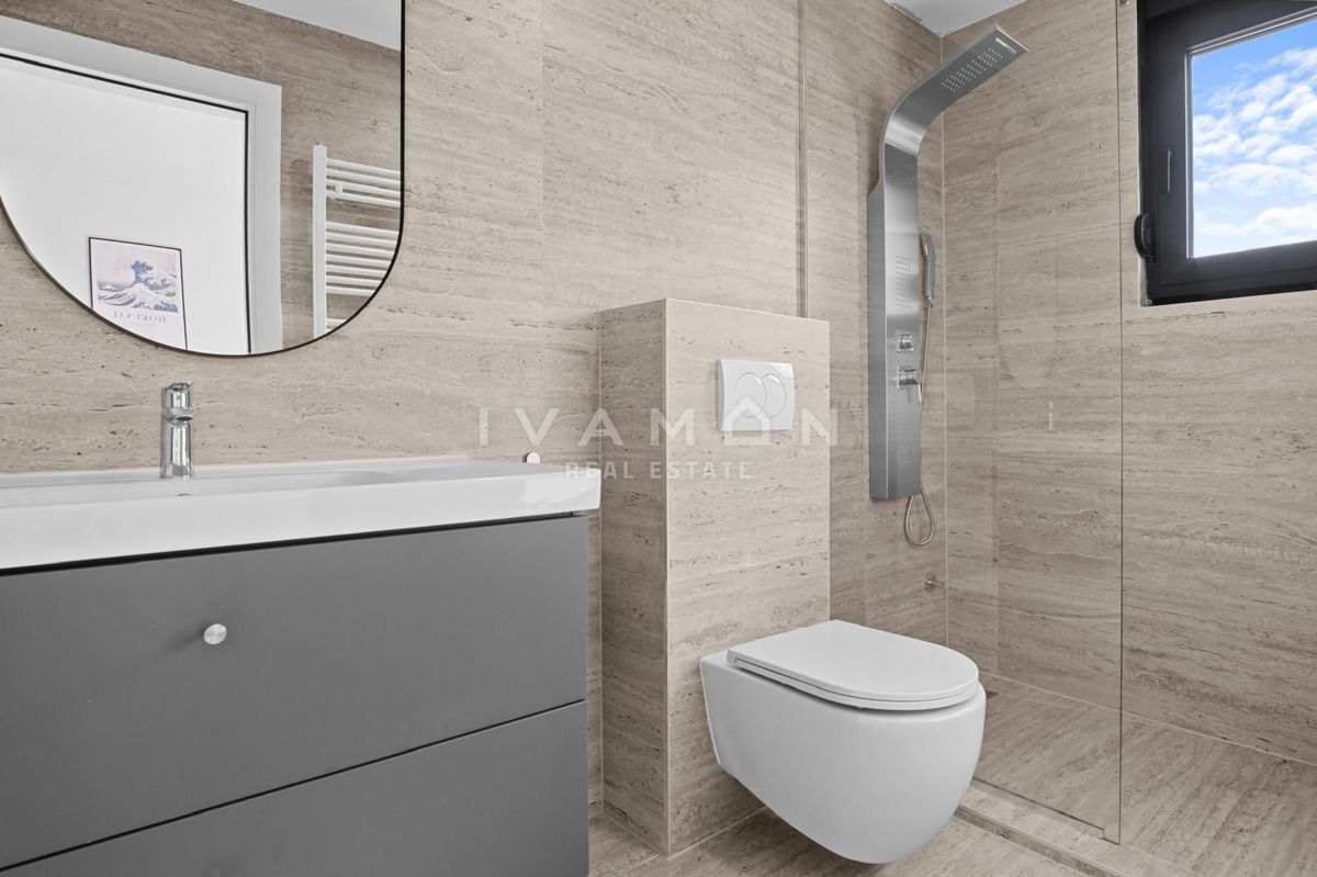 Casa bifamiliare vicino al centro di Parenzo