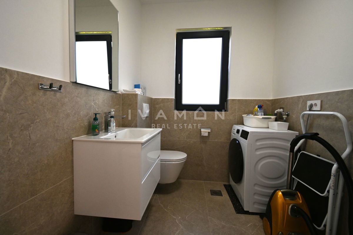 Villa indipendente con piscina a 2 km dal centro di Parenzo