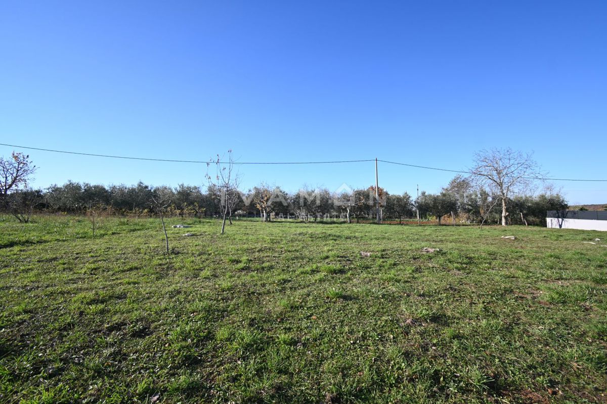 Terreno Poreč, 1.015m2