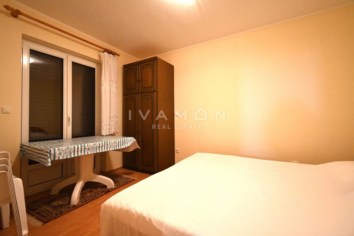 Appartamento Bilocale Arredato (con due camere da letto)