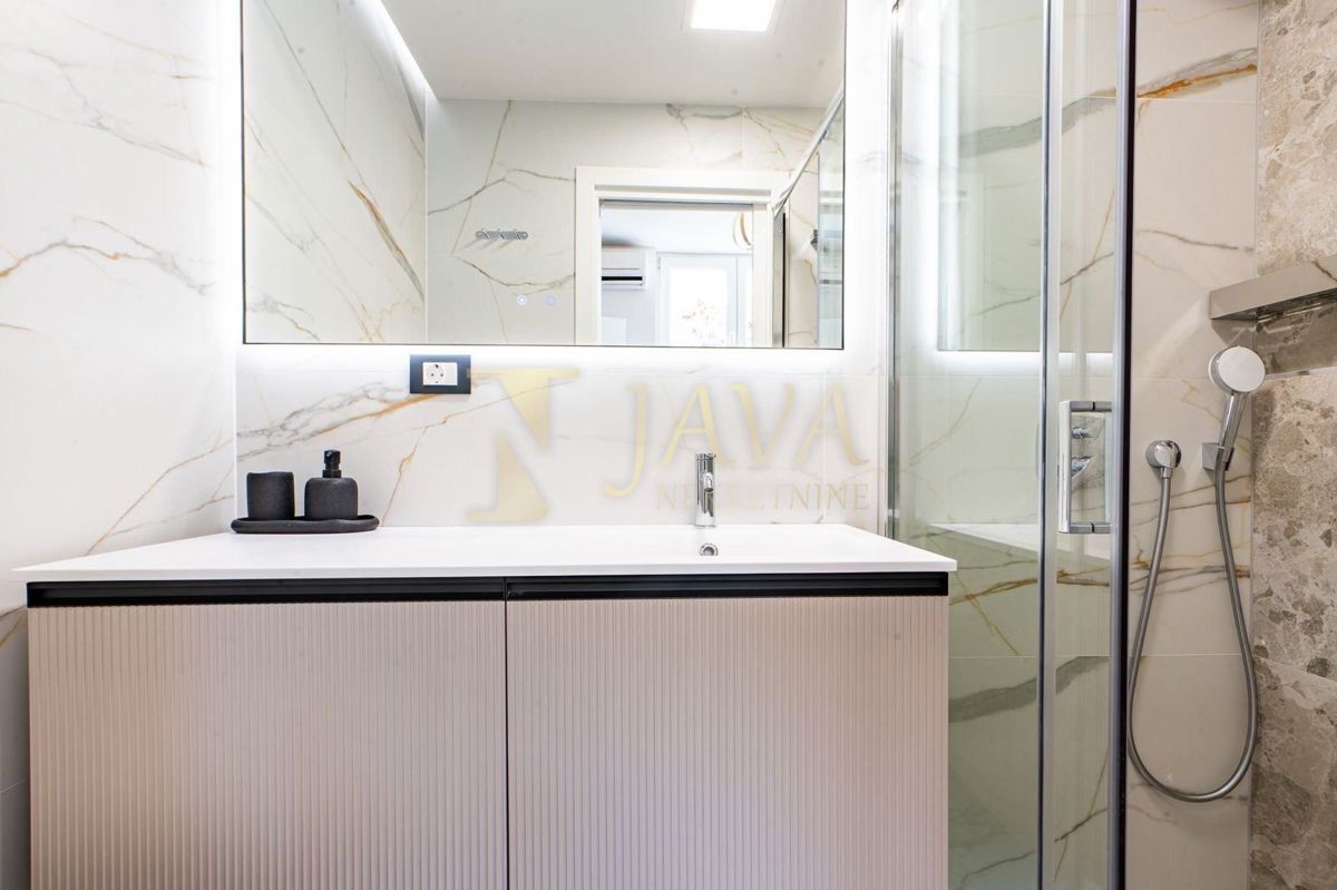 Appartamento Zamet, Rijeka, 136m2