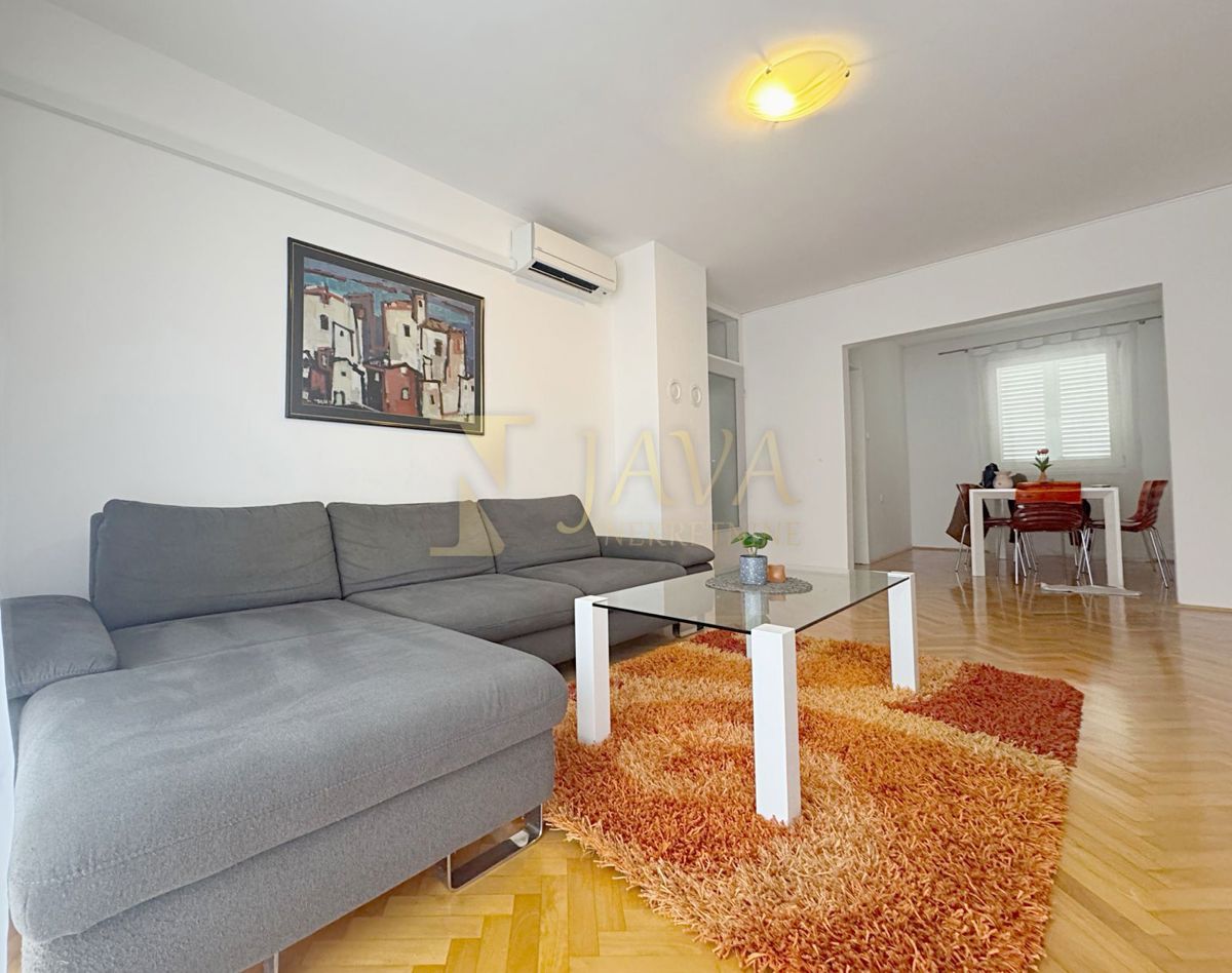 Appartamento Škurinje, Rijeka, 72m2