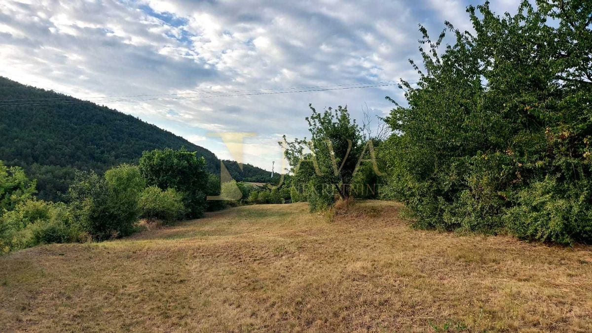 Terreno Salež, Buzet, 1.150m2