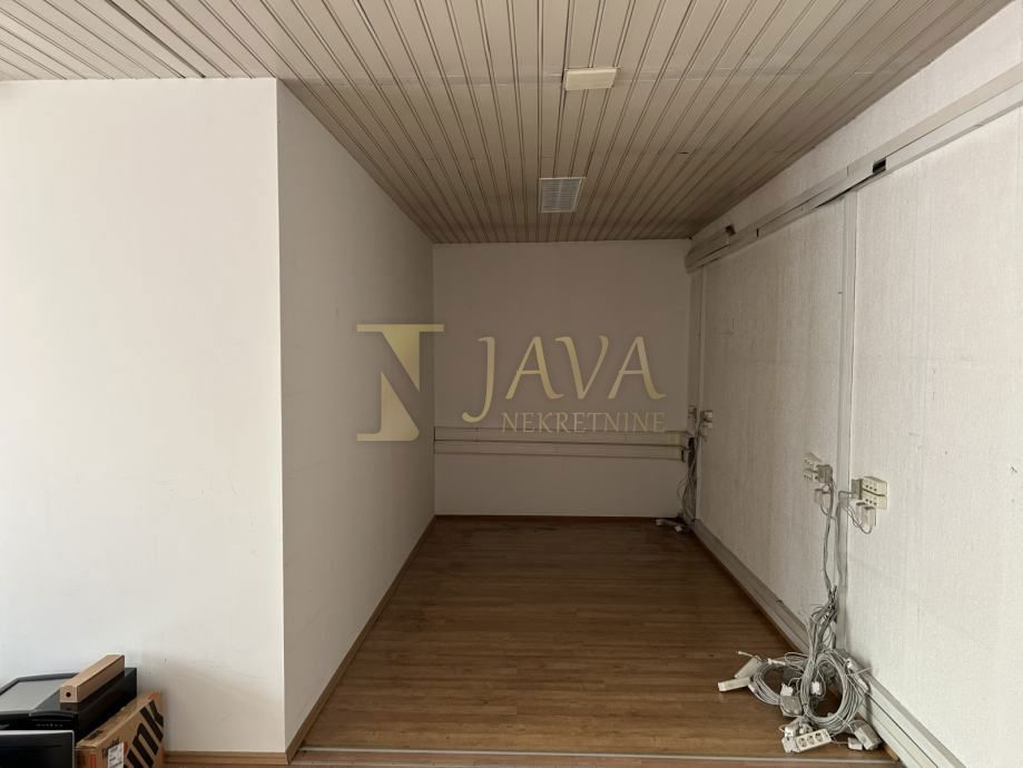 Commerciale Škurinje, Rijeka, 217m2