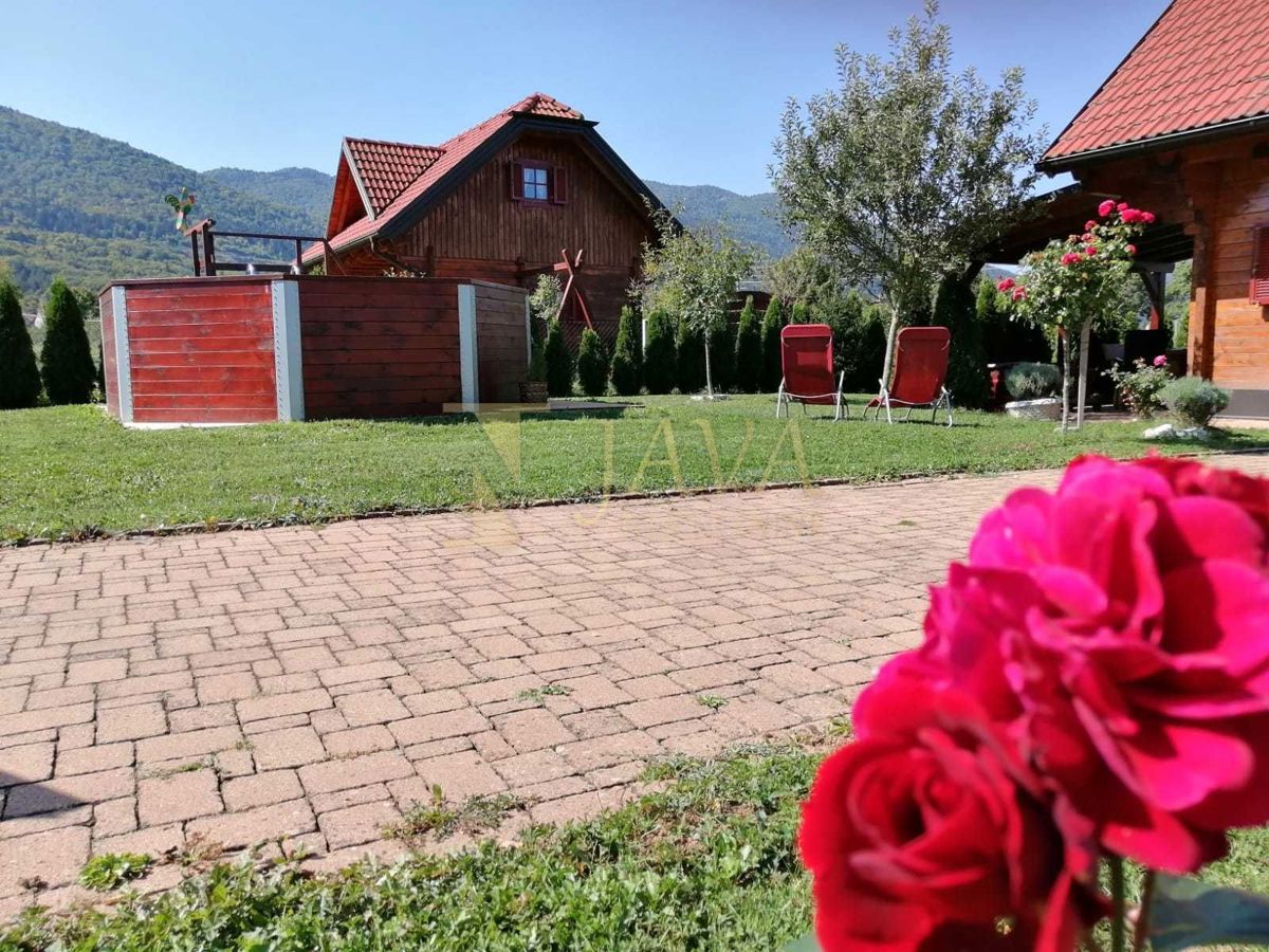 Casa Ličko Lešće, Otočac, 120m2