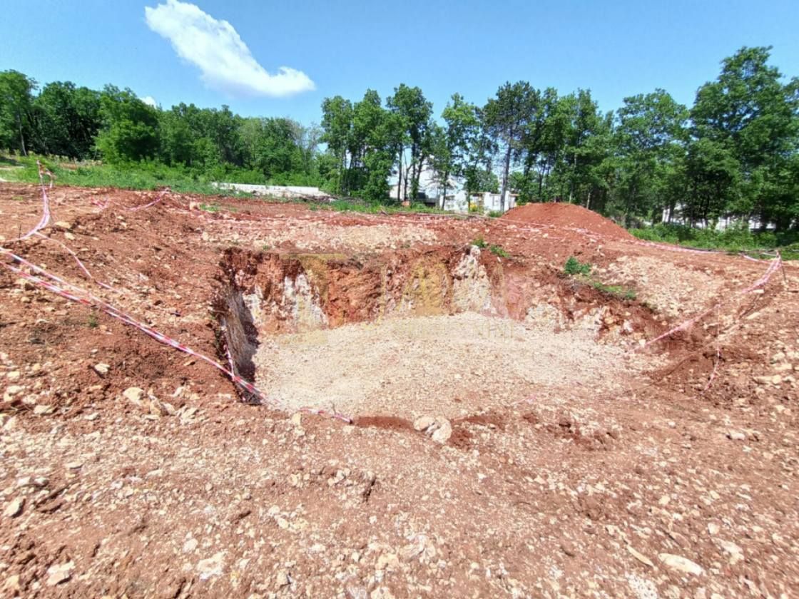 Terreno Sveti Bartul, Raša, 554m2