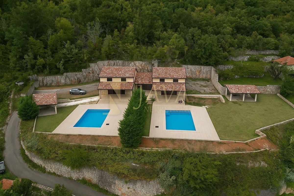 Casa Ičići, Opatija - Okolica, 280m2