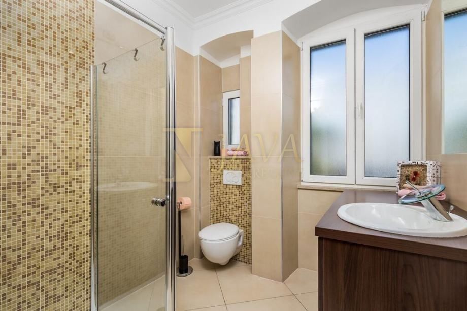 Appartamento Centar, Rijeka, 77m2