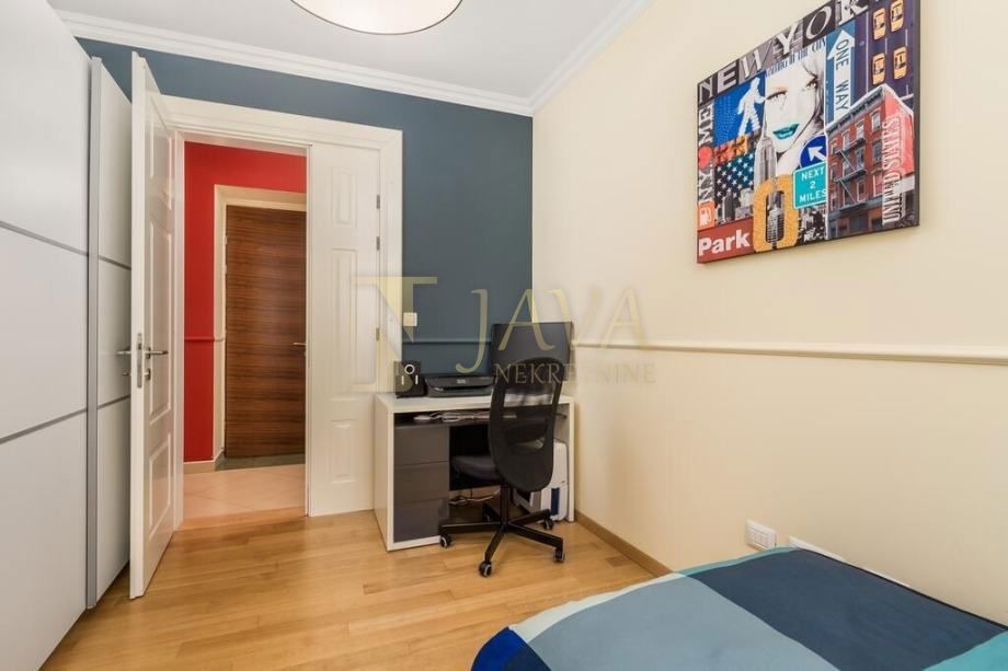 Appartamento Centar, Rijeka, 77m2