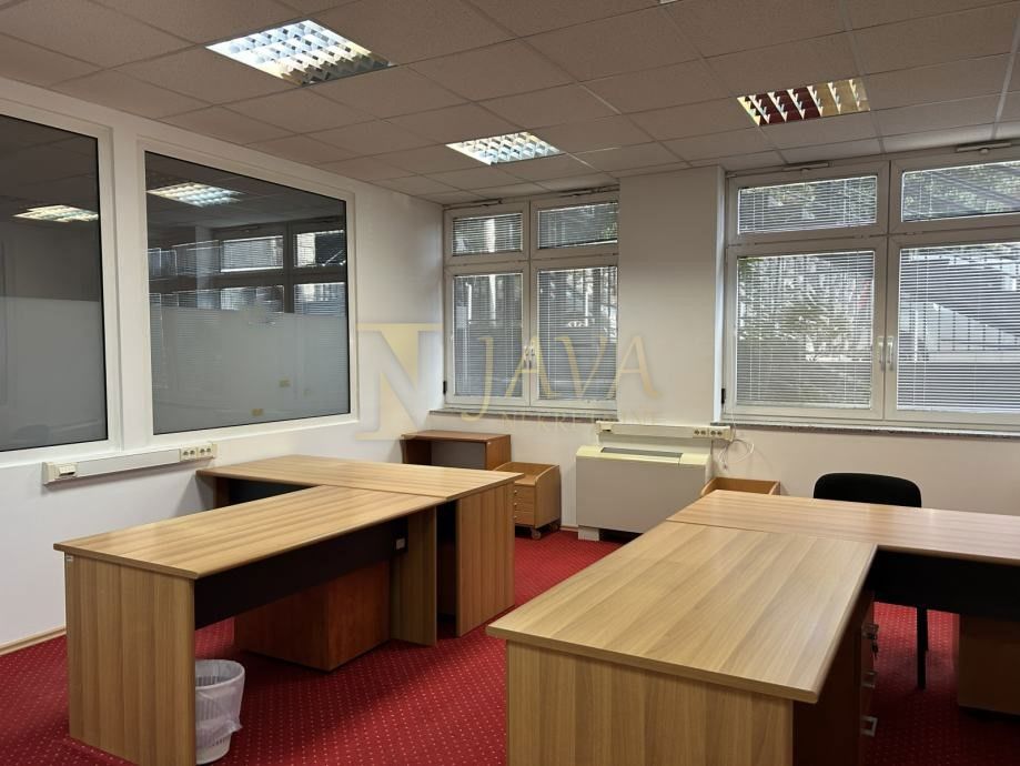 Commerciale Škurinje, Rijeka, 325m2