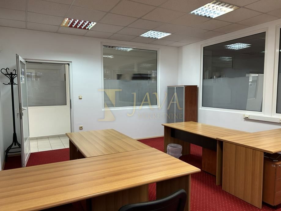 Commerciale Škurinje, Rijeka, 325m2