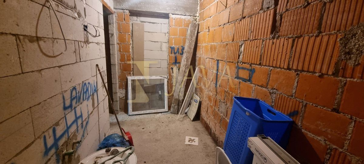 Casa Benkovac Fužinski, Fužine, 184m2