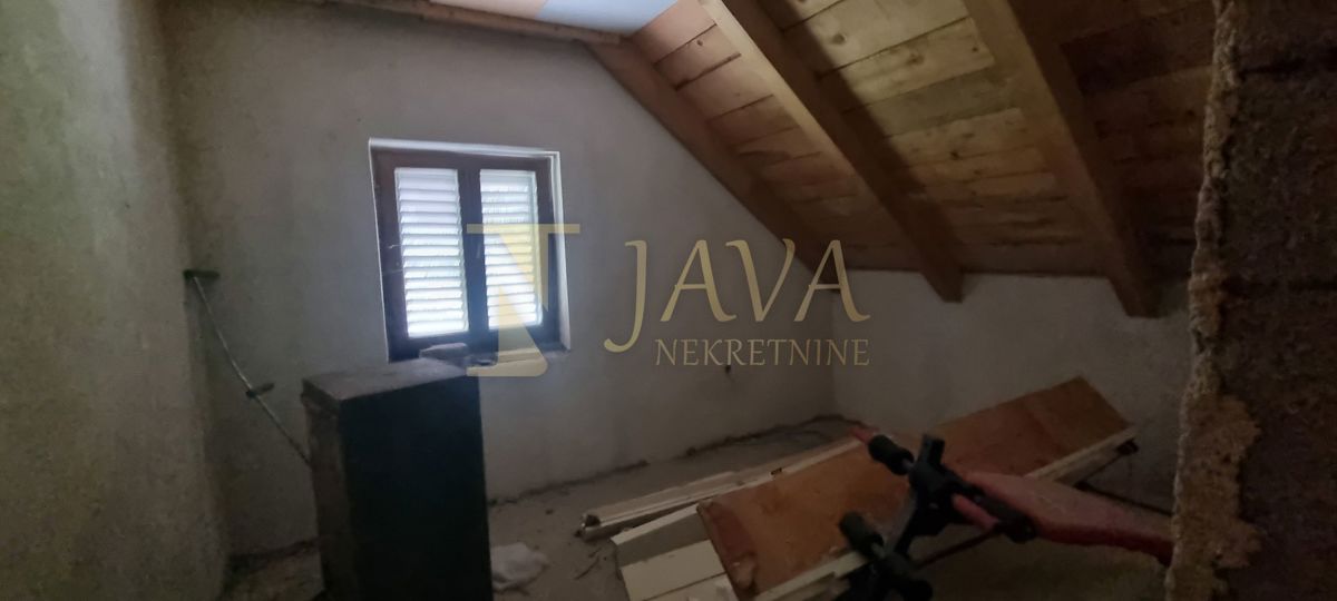 Casa Benkovac Fužinski, Fužine, 184m2