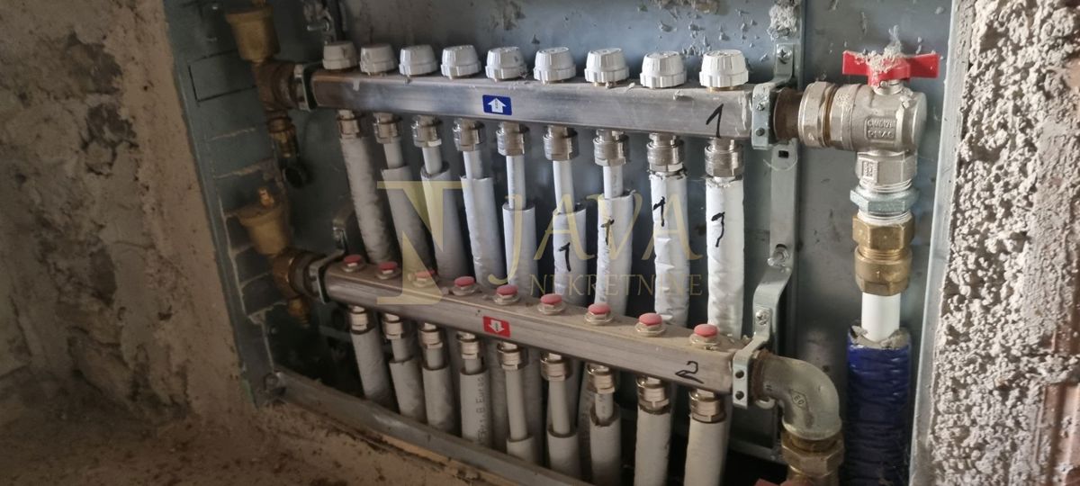 Casa Benkovac Fužinski, Fužine, 184m2