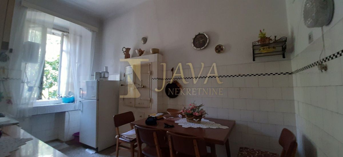 Appartamento Školjić, Rijeka, 80m2