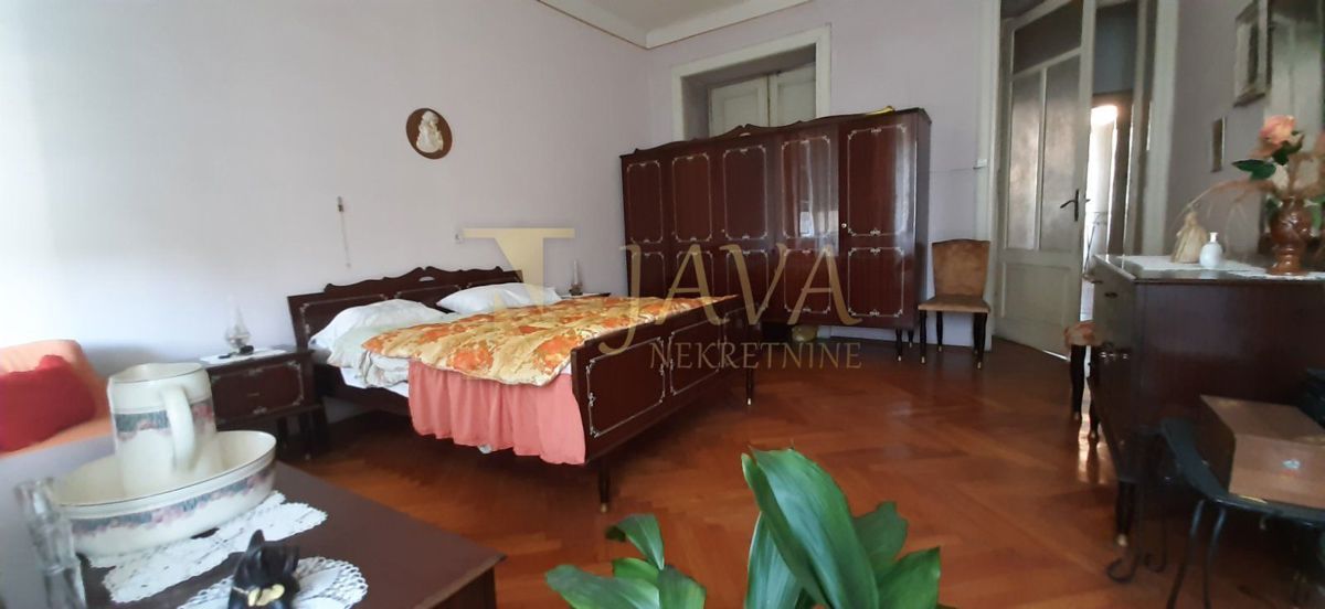 Appartamento Školjić, Rijeka, 80m2