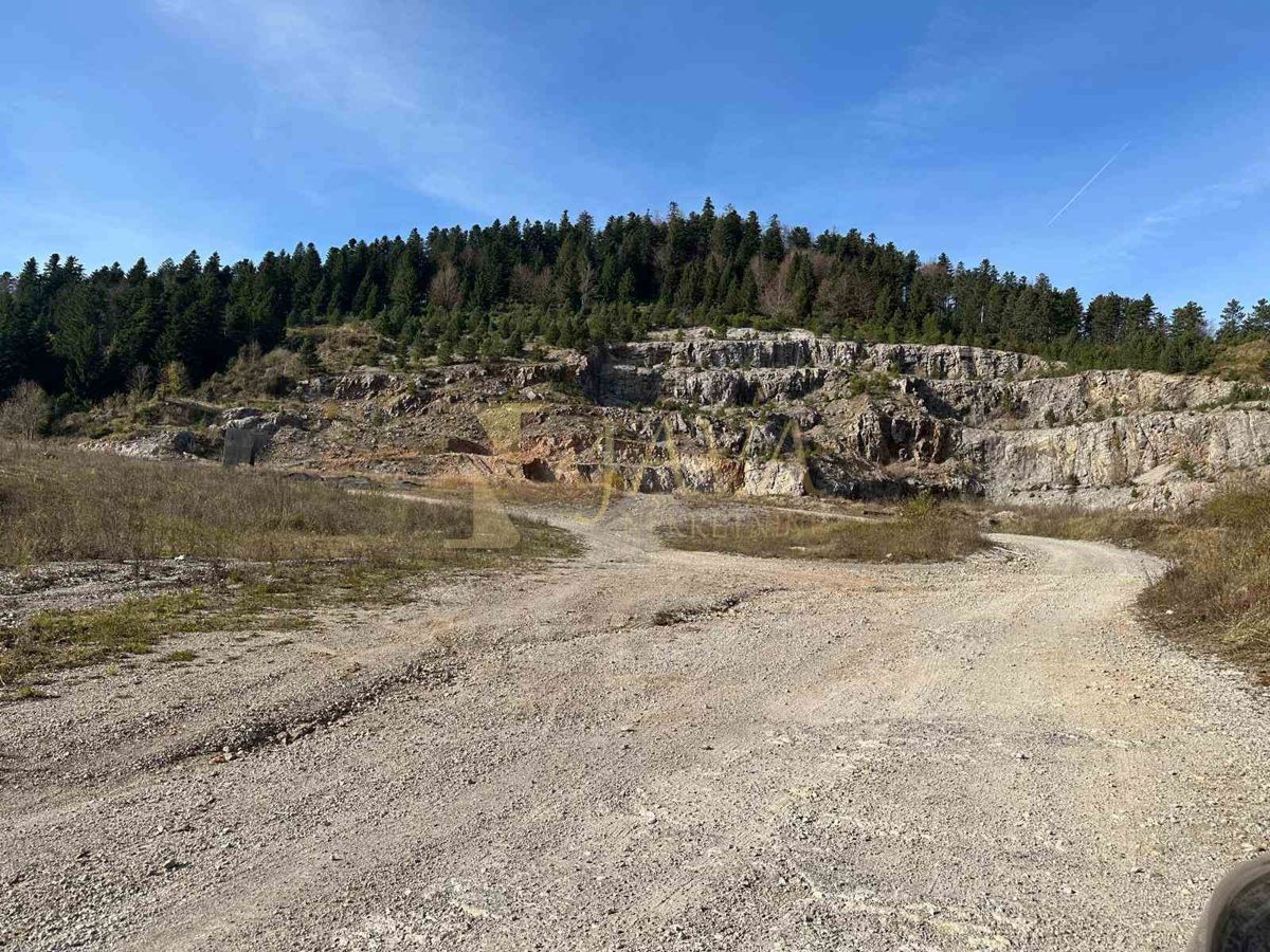 Terreno Vrata, Fužine, 9.999m2