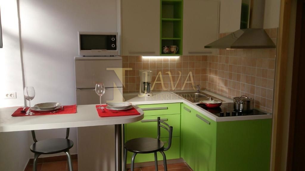 Appartamento Školjić, Rijeka, 19m2