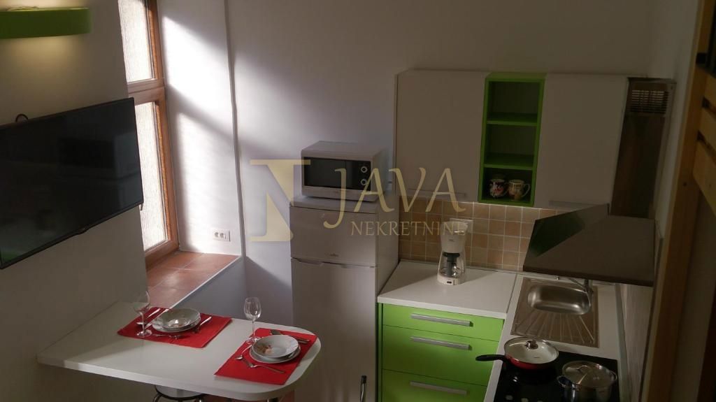 Appartamento Školjić, Rijeka, 19m2