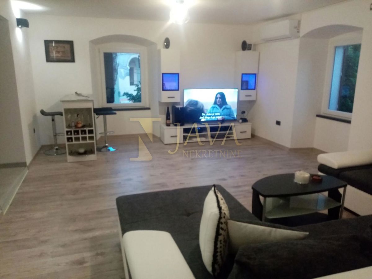 Appartamento Orehovica, Rijeka, 75m2