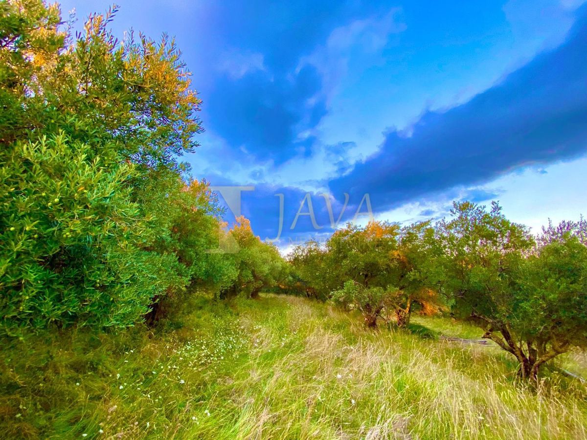 Terreno Draguć, Cerovlje, 2.257m2