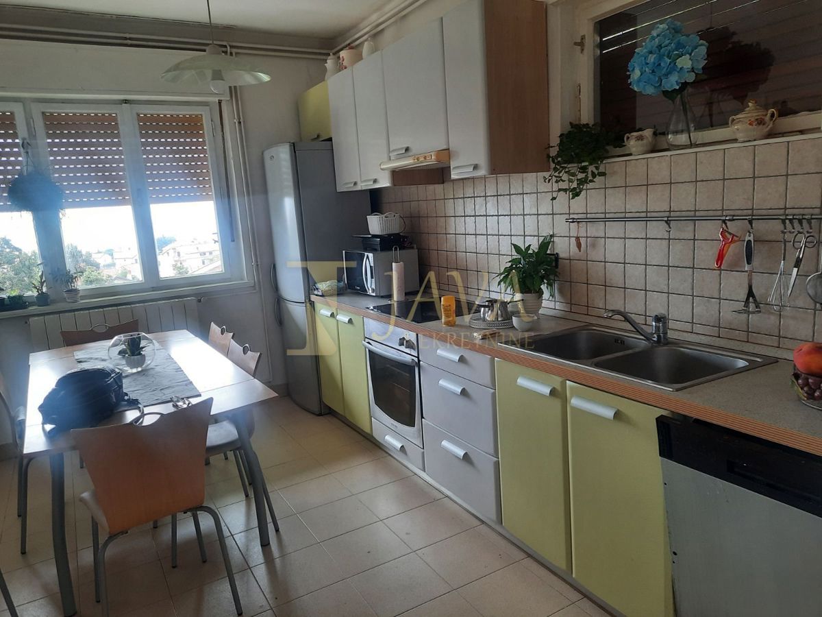 Appartamento Marinići, Viškovo, 118m2