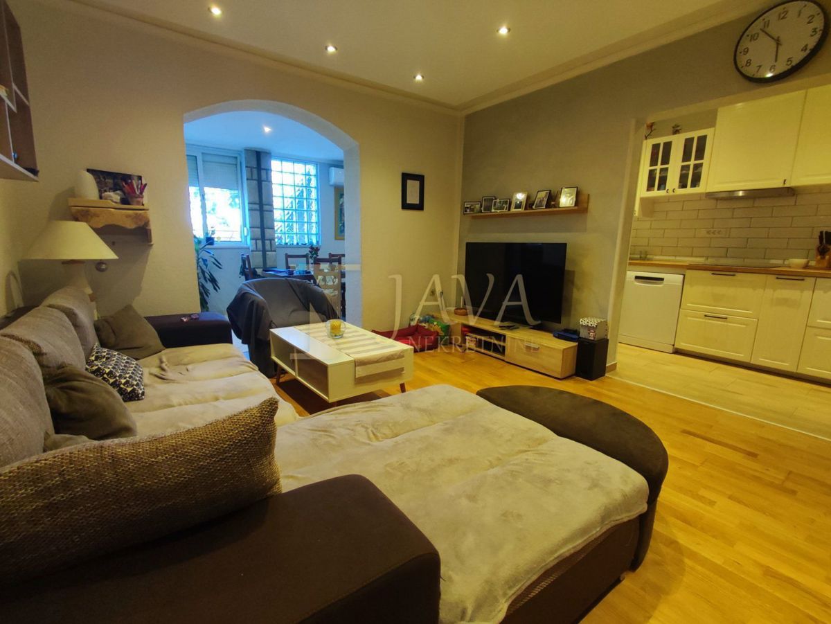 Appartamento Zamet, Rijeka, 87,09m2