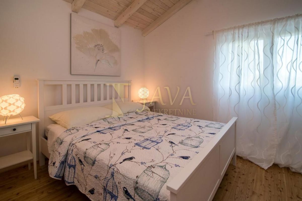 Casa Risika, Vrbnik, 280m2