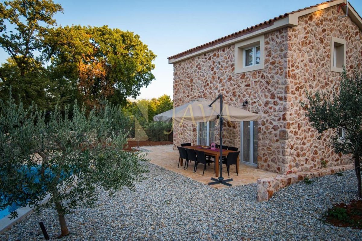 Casa Risika, Vrbnik, 280m2