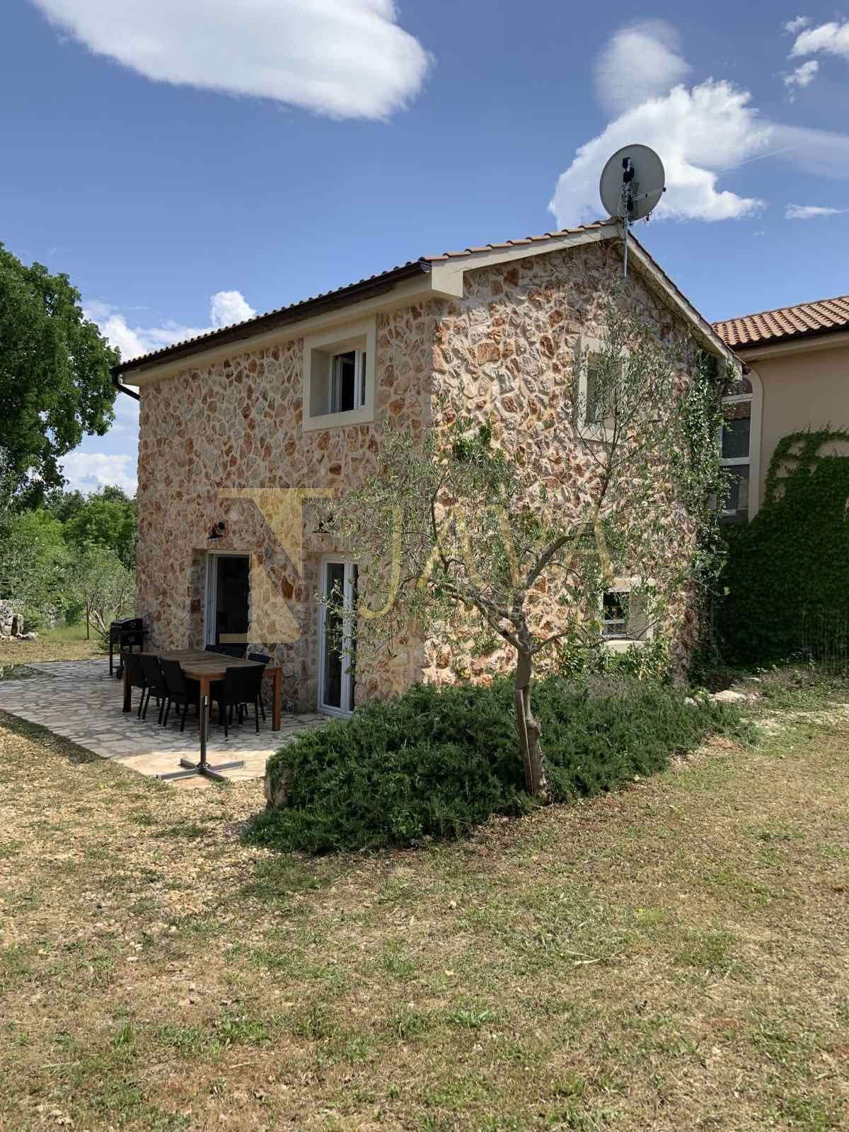 Casa Risika, Vrbnik, 280m2