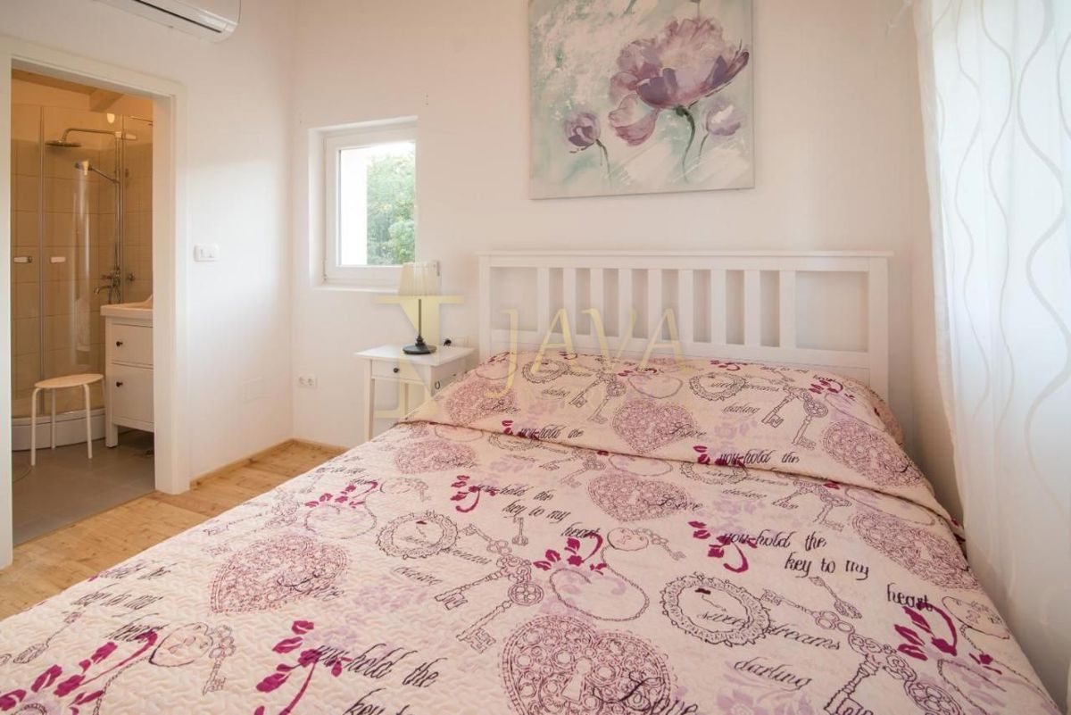 Casa Risika, Vrbnik, 280m2