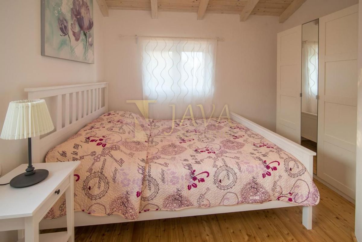 Casa Risika, Vrbnik, 280m2