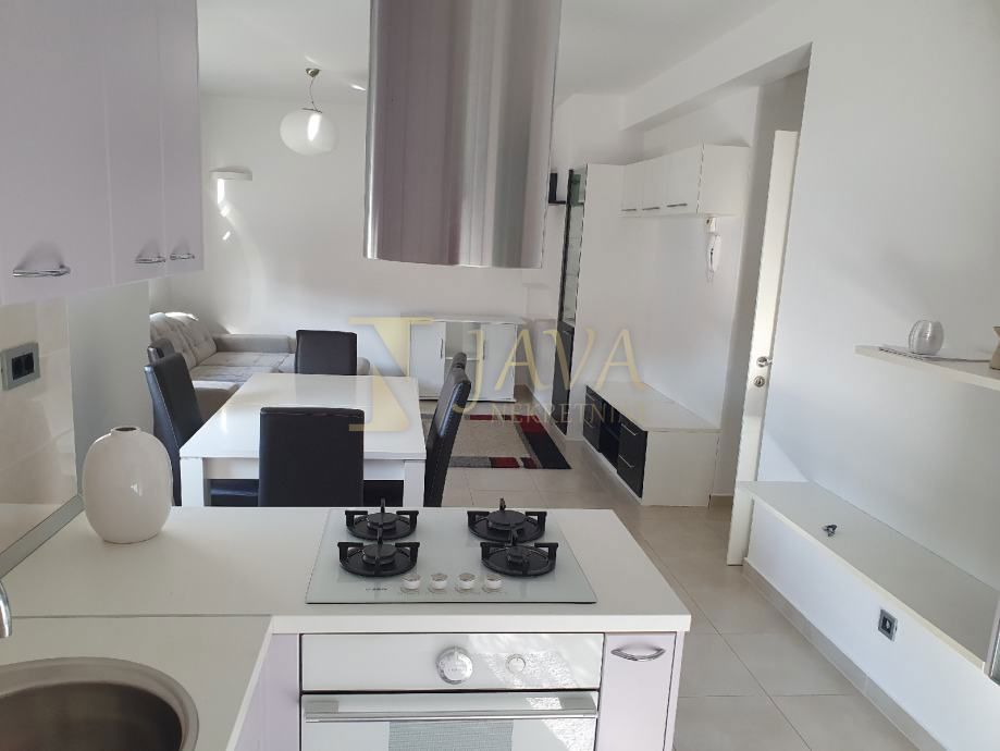 Appartamento Donja Drenova, Rijeka, 62m2