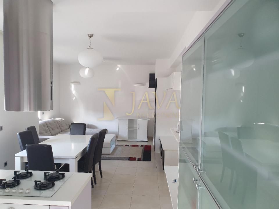 Appartamento Donja Drenova, Rijeka, 62m2