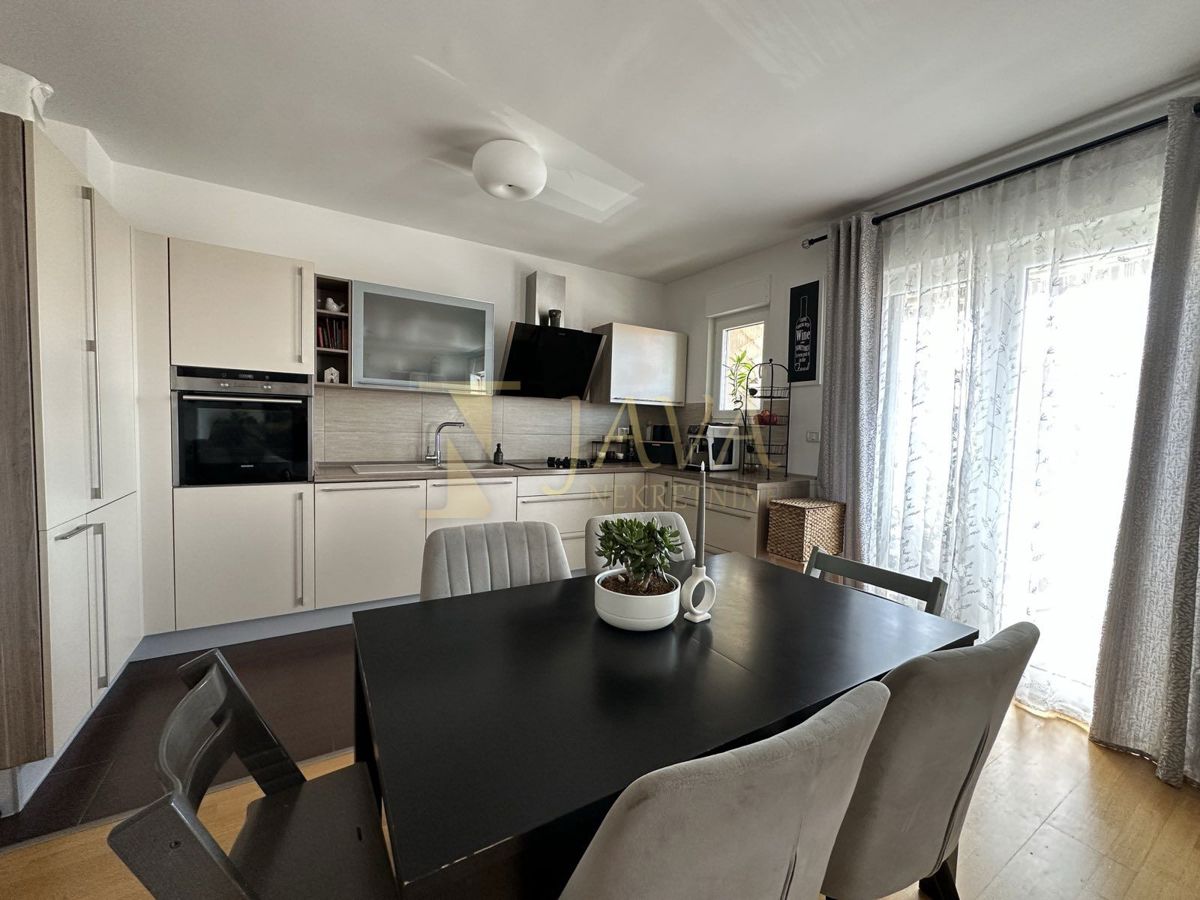 Appartamento Viškovo, 94m2