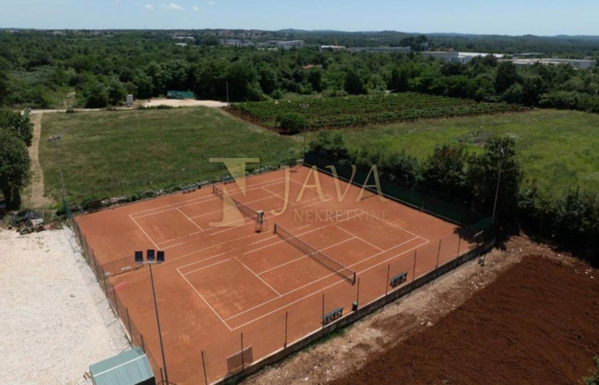 Commerciale Žbandaj, Poreč, 650m2