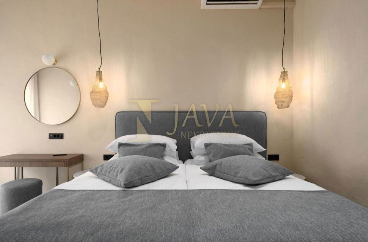 Commerciale Žbandaj, Poreč, 650m2