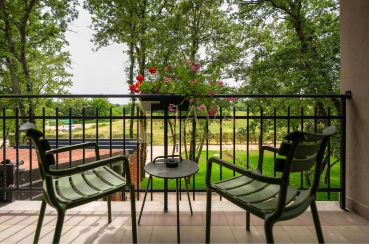 Commerciale Žbandaj, Poreč, 650m2