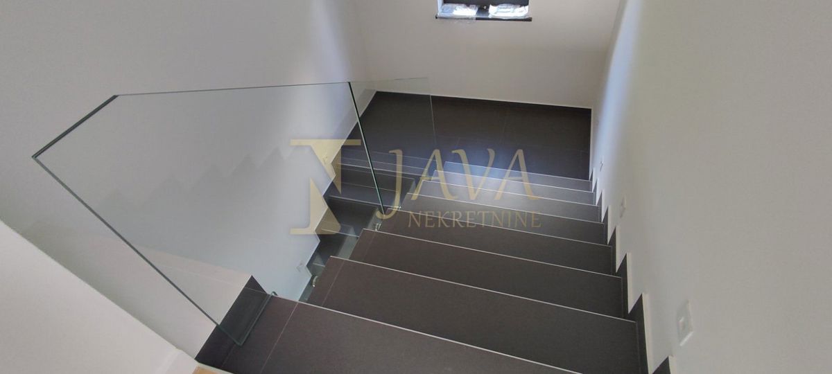 Appartamento Bivio, Rijeka, 185,65m2