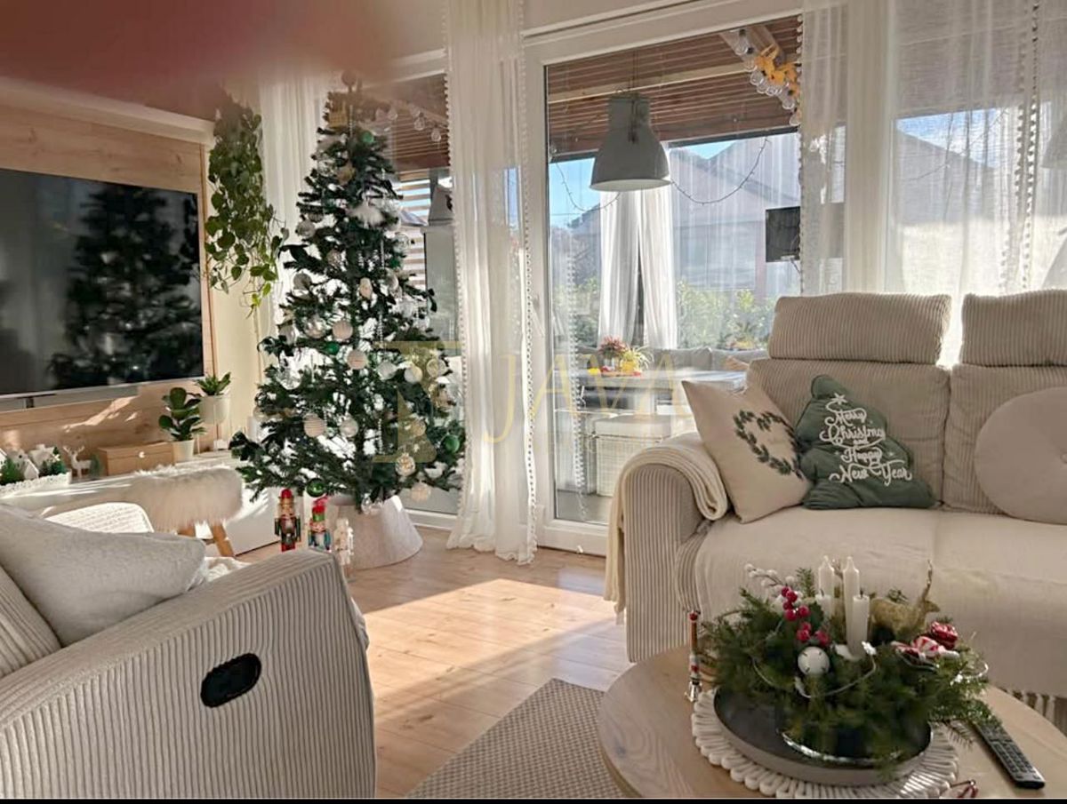 Appartamento Gornja Drenova, Rijeka, 60m2