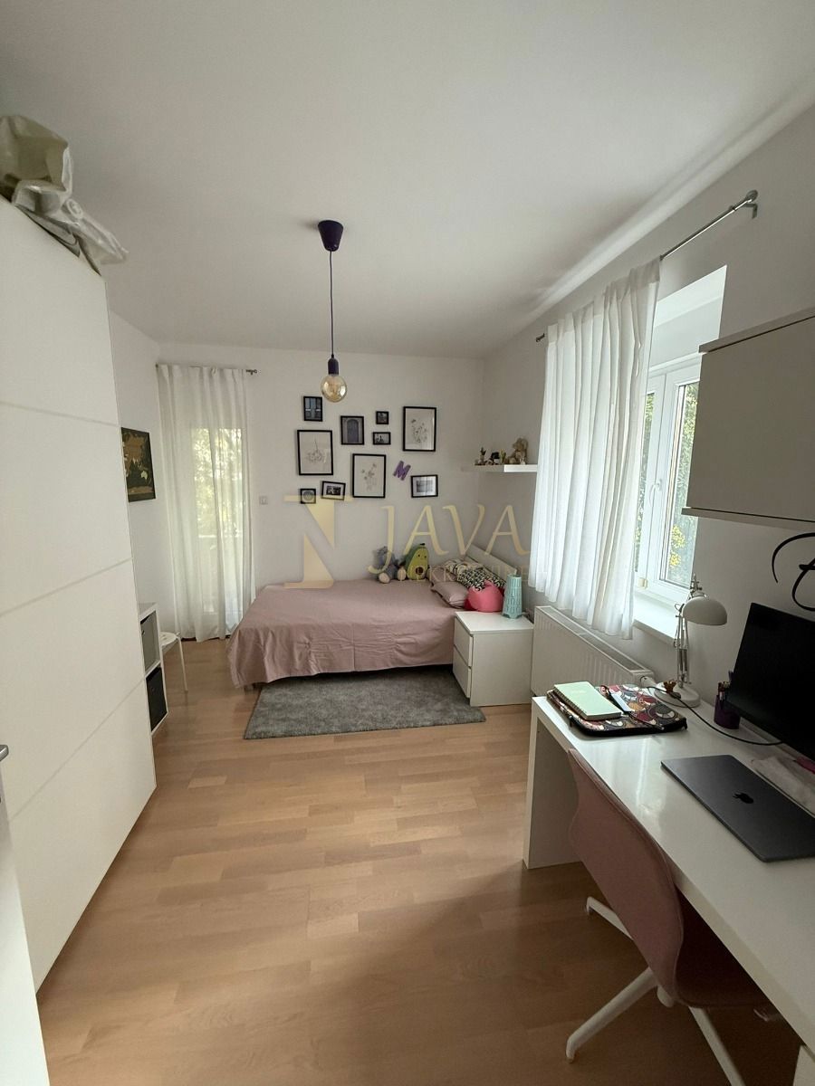 Appartamento Donja Vežica, Rijeka, 183,44m2