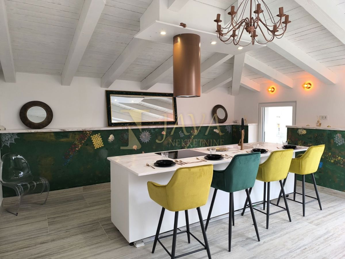 Casa Podmurvice, Rijeka, 573m2