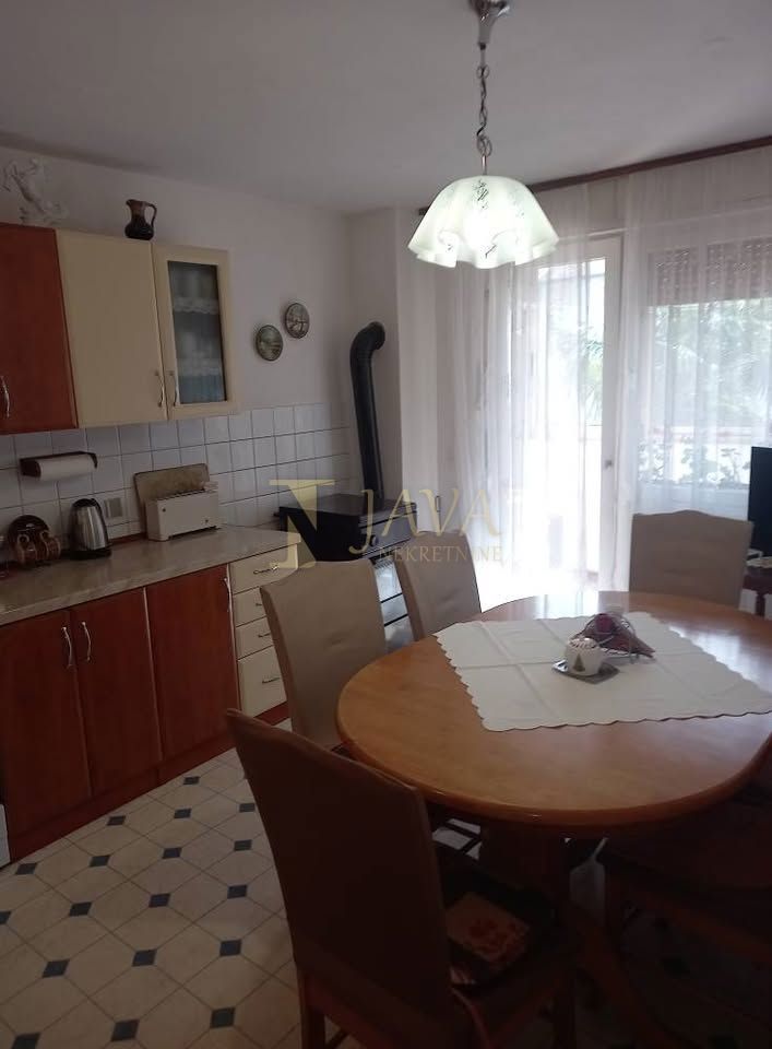 Appartamento Donja Drenova, Rijeka, 55m2