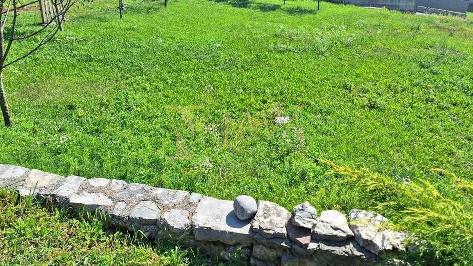 Terreno Brešca, Matulji, 694m2