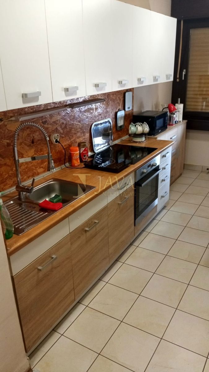 Appartamento Rastočine, Rijeka, 74m2