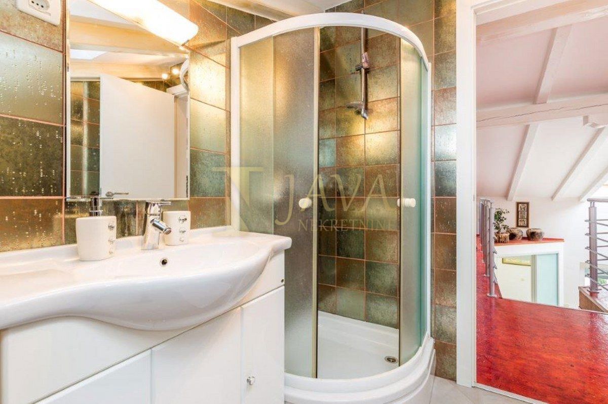 Appartamento Opatija - Centar, Opatija, 222m2