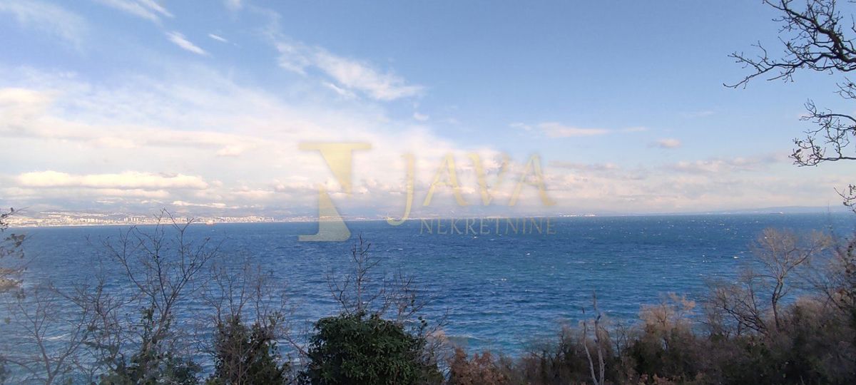 Terreno Medveja, Lovran, 716m2