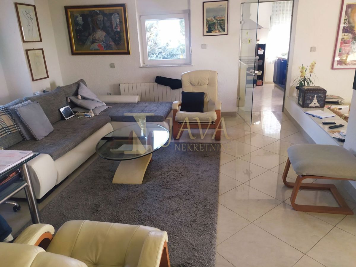 Casa Malinska, Malinska-Dubašnica, 300m2