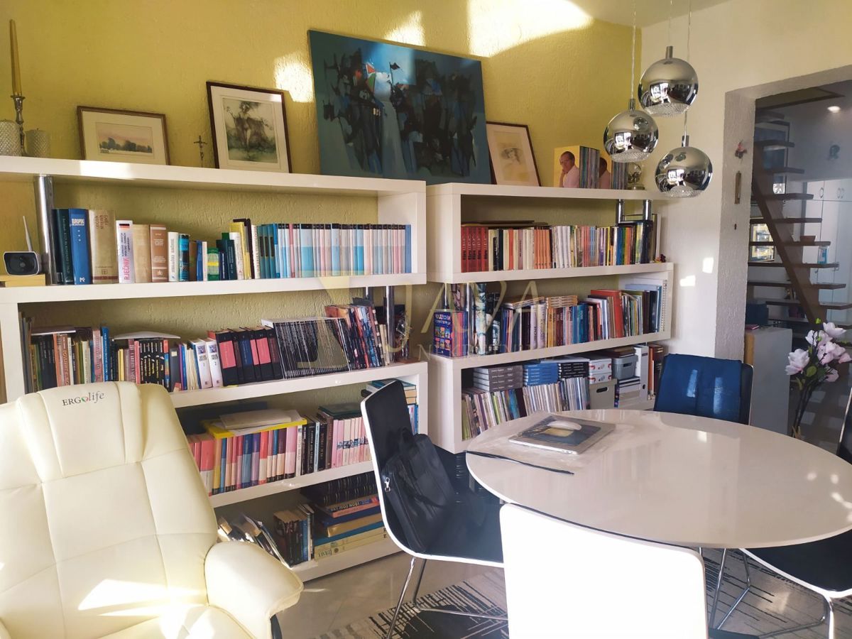 Casa Malinska, Malinska-Dubašnica, 300m2