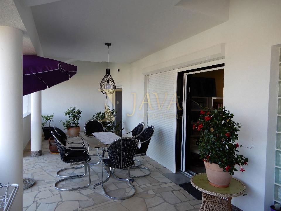 Casa Malinska, Malinska-Dubašnica, 300m2